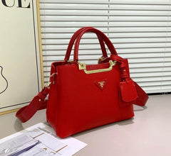 Chic Pebbled Leather Satchel with Gold-Tone Accents (EEF0026)