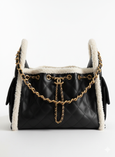 Chanel Winter interlocking (FTCA049HH)