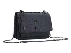 Classic Bag With a Modern Twist(HTF0026Y)