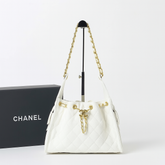 Elegant Quilted Shoulder Bag – Gold Chain Detail (WEF026HT)