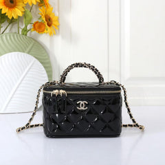 Chanel-Inspired Quilted Vanity Bag – Soft  with Gold Chain (RYCA049AW)