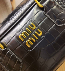 Crocodile-Embossed  Leather Handbag (GHBA009J)