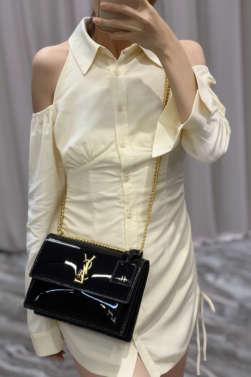 Glossy  Patent Leather Shoulder Bag with Chain Strap (QWBA009L)