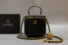 Chanel Mini Vanity Bag – Glossy  Patent Leather with Gold Hardware (XRBA009)