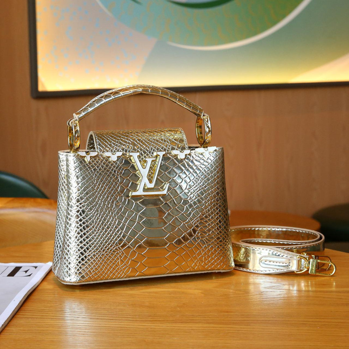 Luxury Textured Leather Handbag with Gold Detailing(AQCA049 ZE)