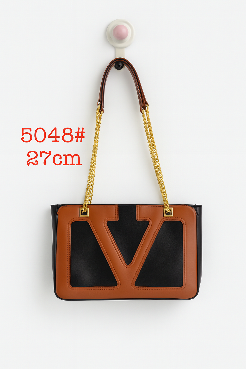 Valentino Garavani VLogo Signature Chain Bag (TYBA031W)
