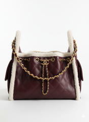 Chanel Winter interlocking (FTCA049HH)