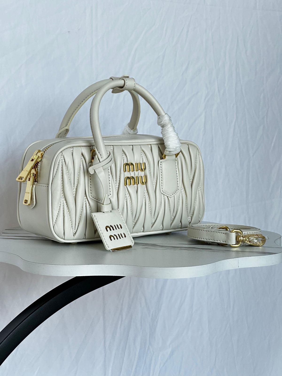 Luxury Cross Bags You Looking For