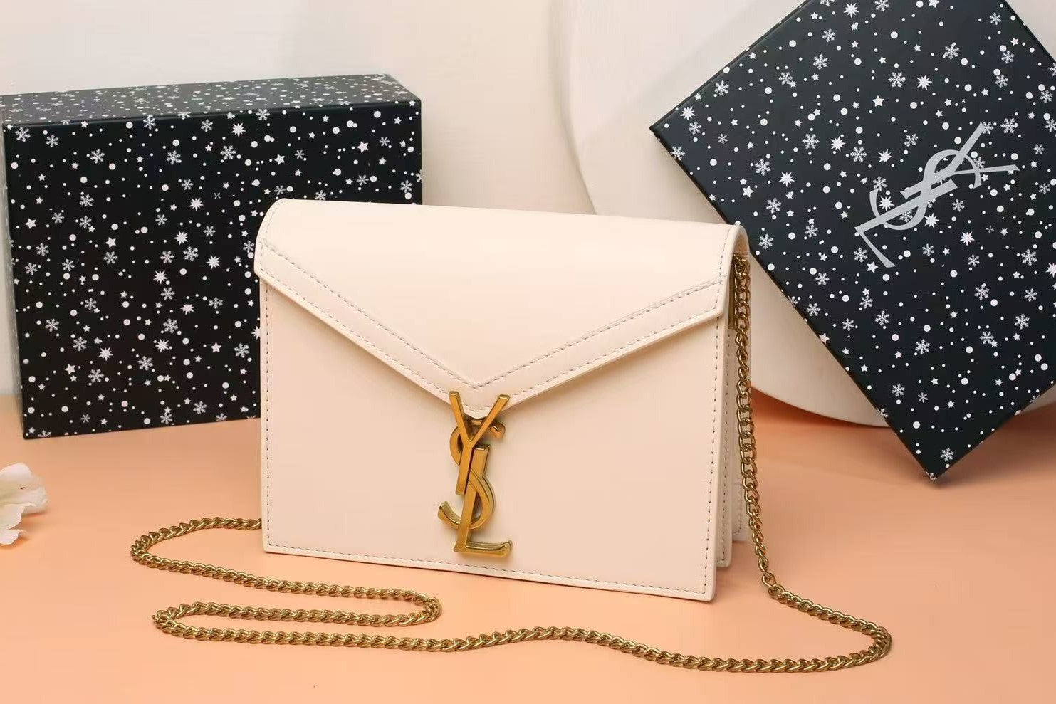 Elegant Chain Bag (MYBA070)