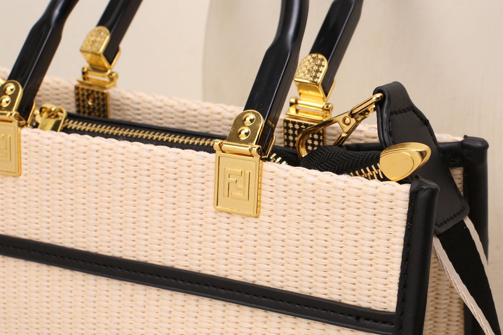 Fendi Woven Tote Bag Multi-Color Options (VCBA009VV)