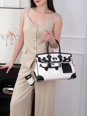 Elegant Everyday Tote with Front Pocket Hermes (HHBA009H)