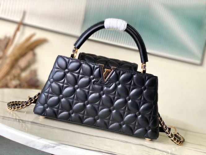 Structured Quilted Handbag with Top Handle LV (JHDA143TY)