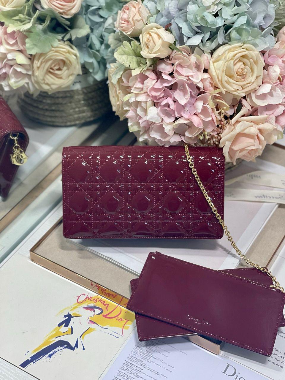 '' DIOR '' Quilted Patent Handbag with Chain Strap and Matching Pouch (AACA049MM)