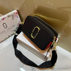 The Marc Jacobs Snapshot Bag (HGBA009KI)