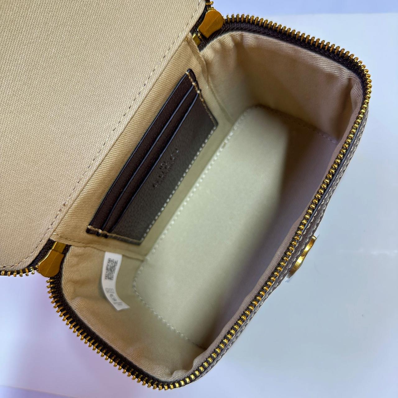 The Gucci Ophidia GG Supreme Bag (KIBA009SD)