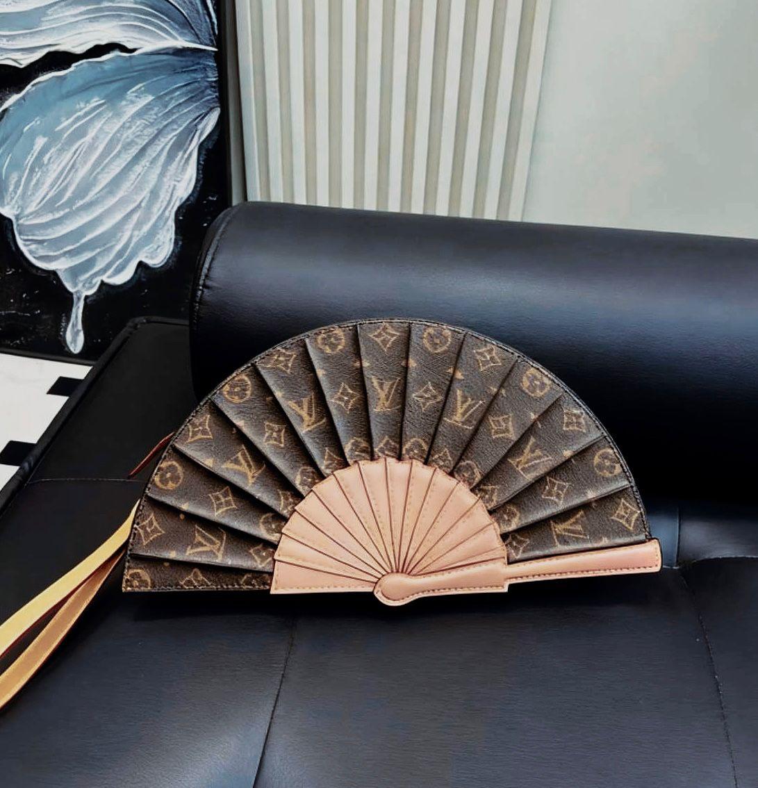 Louis Vuitton LV Fan Bag (GFBA009KK)