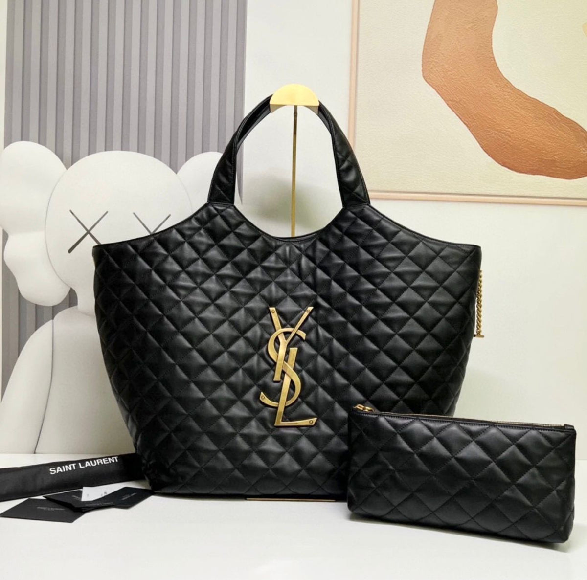 Saint Laurent Luxury One (HHBA009KK)