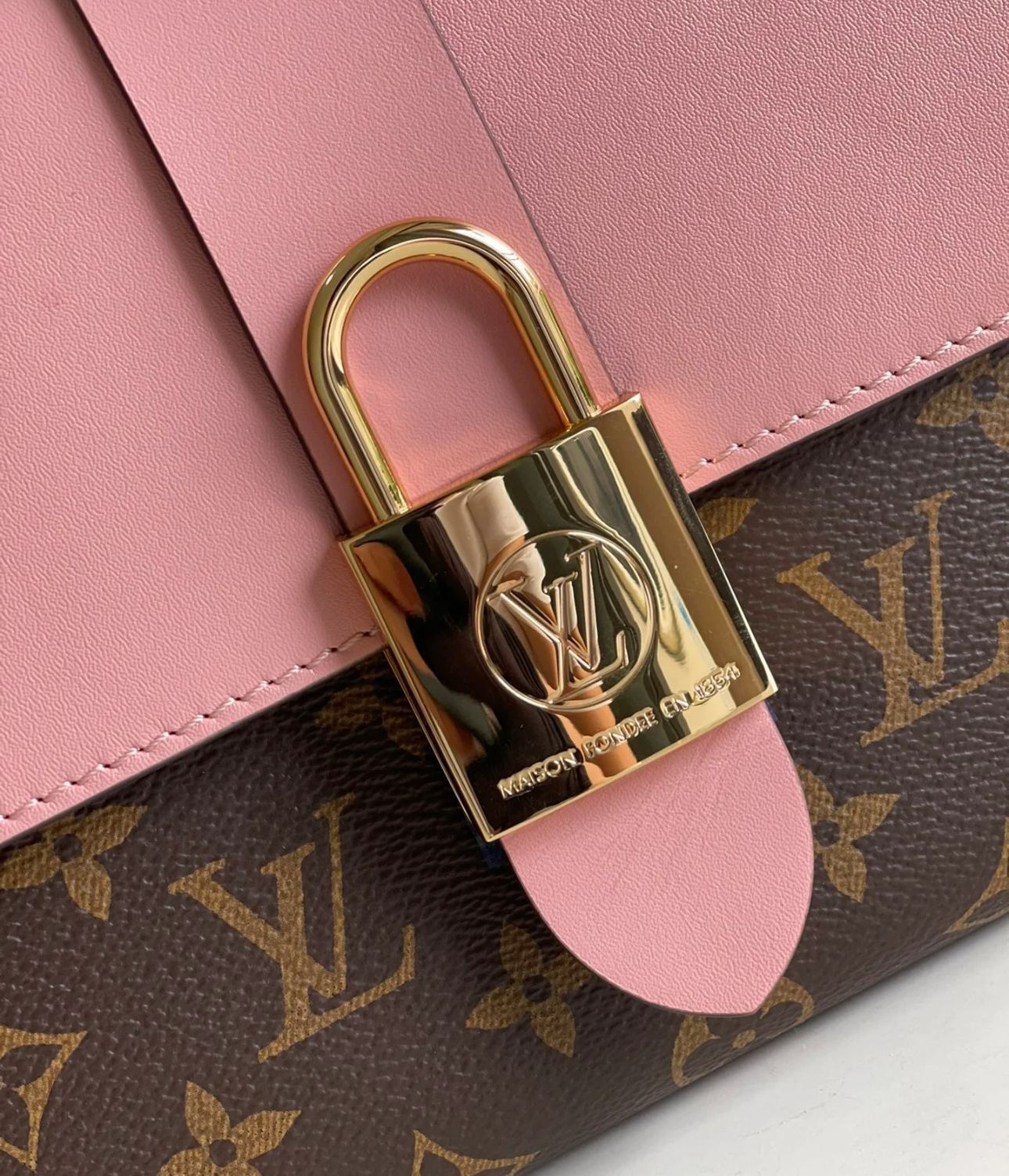 Louis Vuitton Pochette Métis Color-Block (ASBA009PW)