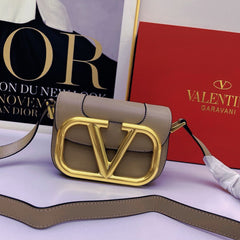 VALENTINO GARAVANI.(LOBA009ZS)