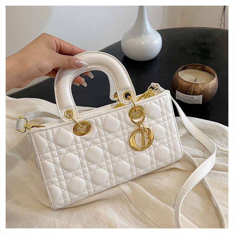 Dior Lady D-Joy Bag ( WSBA091YR)