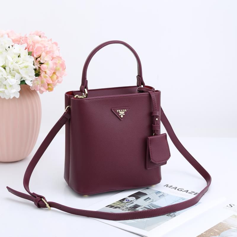 Elegant Structured Crossbody Bag(REBA009W)