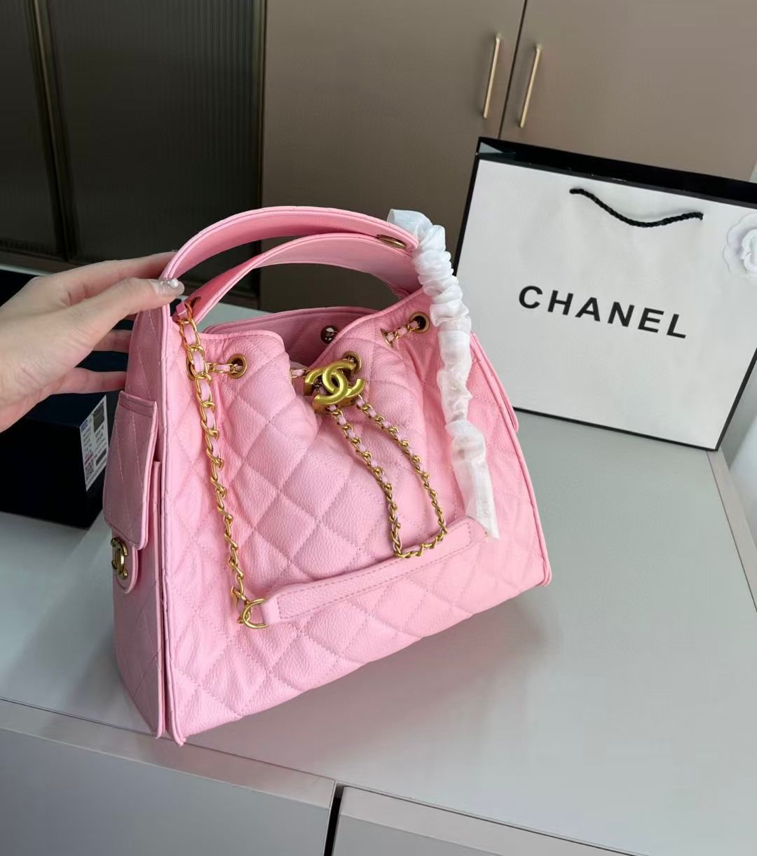 Classic Quilted  Leather Bag with Gold Chain (DSBA009)